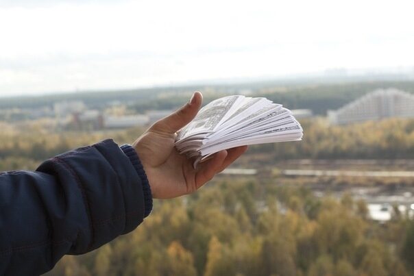 Деньги на ветер